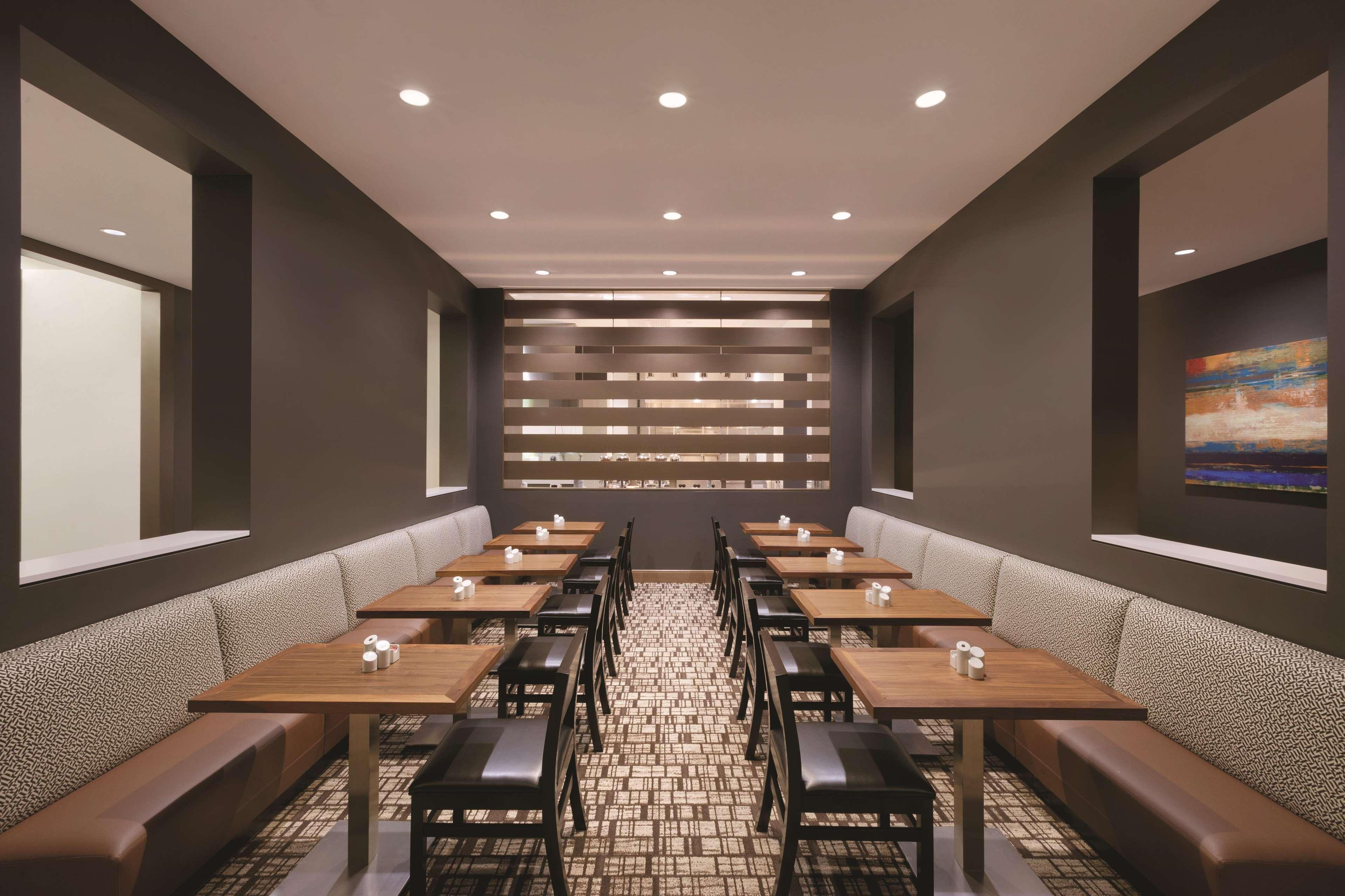 Embassy Suites Oklahoma City Downtown/Medical Center מראה חיצוני תמונה