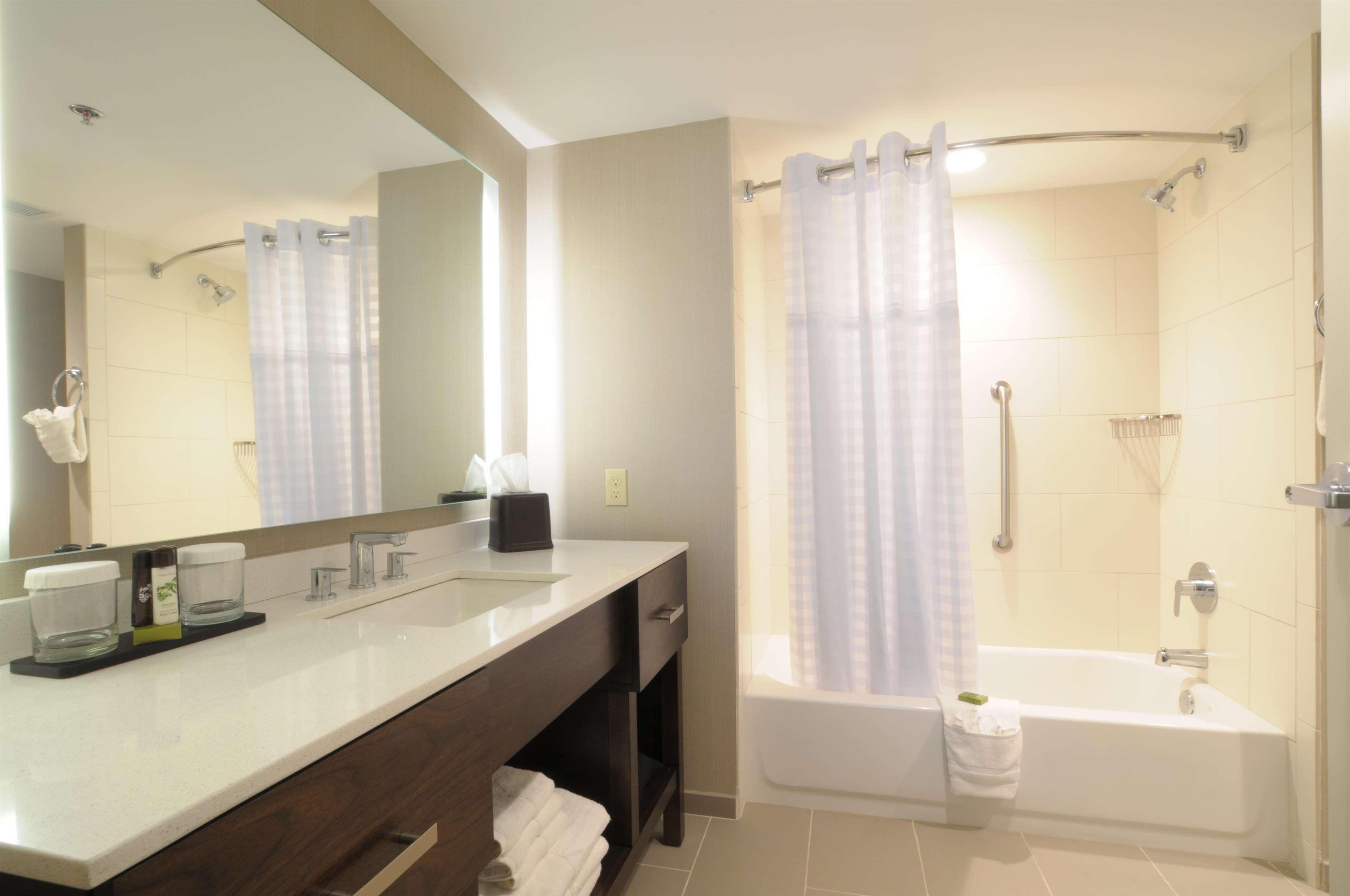 Embassy Suites Oklahoma City Downtown/Medical Center מראה חיצוני תמונה
