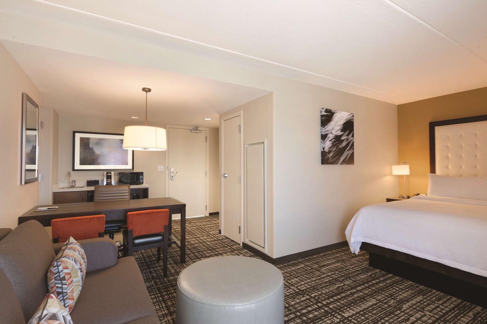 Embassy Suites Oklahoma City Downtown/Medical Center מראה חיצוני תמונה