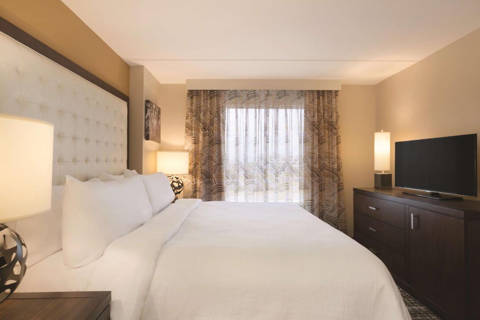 Embassy Suites Oklahoma City Downtown/Medical Center מראה חיצוני תמונה